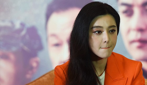 8.84亿的代价:入狱的穆晓光、缺席的李晨,与范冰冰背后的“靠山”谜团 8.84亿的代价:入狱的穆晓光、缺席的李晨,与范冰冰背后的“靠山”谜团